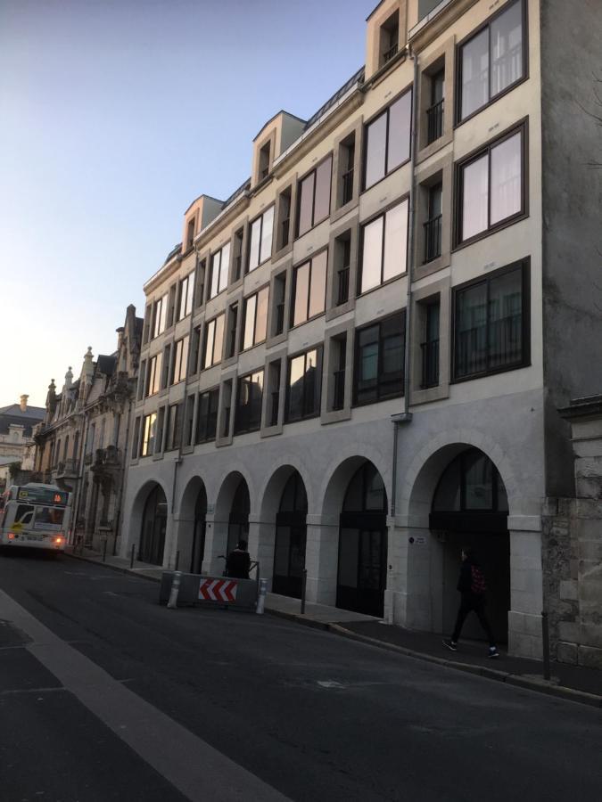 La Rochelle Grosse Horloge / Port Apartment Luaran gambar